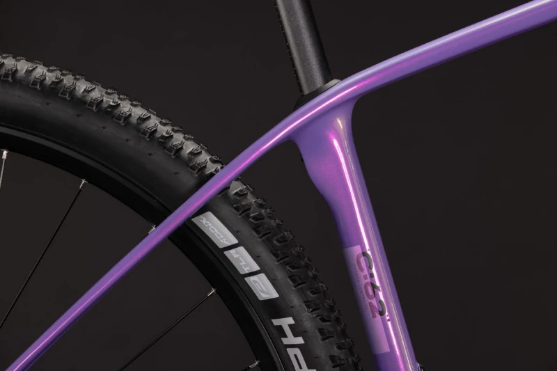 Rower górski CUBE Reaction C:62 Pro cosmicpurple´n´black 2027