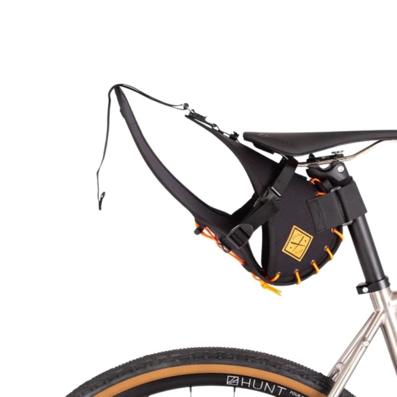 Torba podsiodłowa Restrap Saddle Bag 8L czarny/pomarańczowy