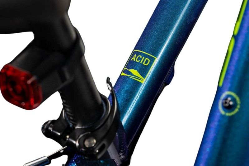 Rower dziecięcy Cube Acid 240 Allroad deepcobalt´n´apple 2025