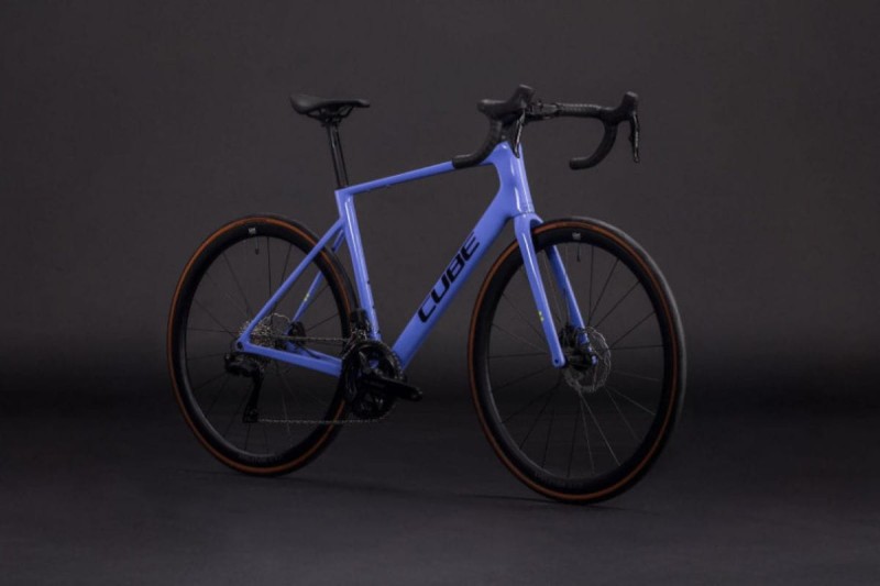 Rower szosowy Cube Attain C:62 SLX lucidlilac´n´black 2026