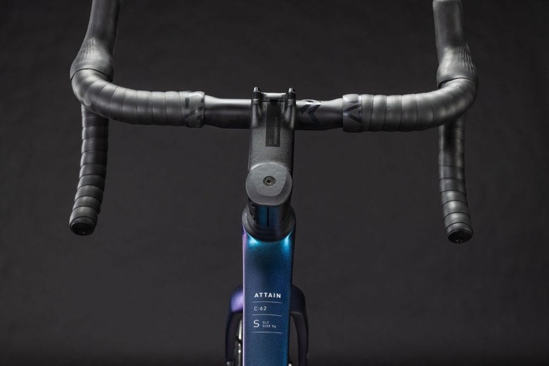 Rower szosowy Cube Attain C:62 SLT shiftmint´n´white 2026