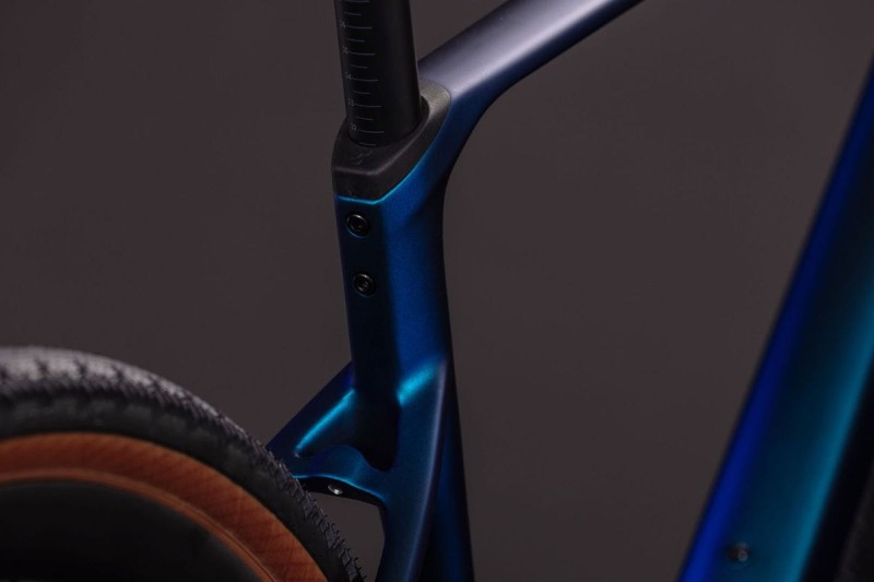 Rower gravelowy Cube Nuroad C:62 Race nebula´n´blue 2026