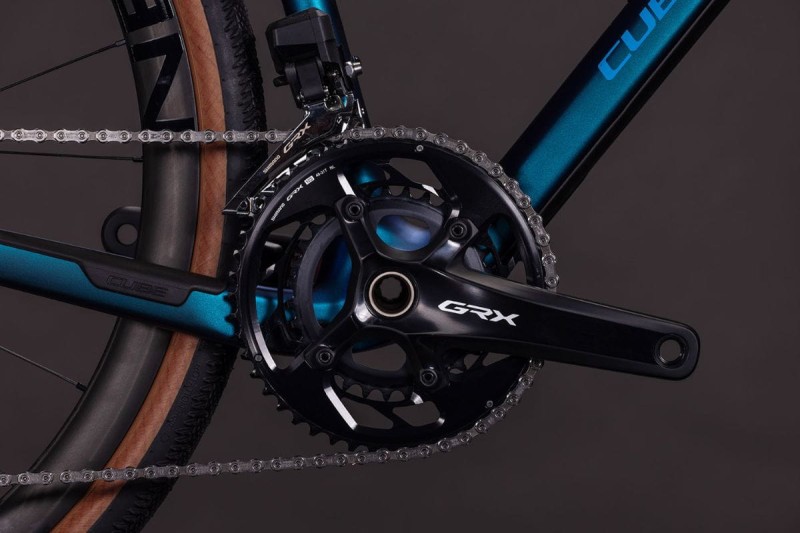 Rower gravelowy Cube Nuroad C:62 Race nebula´n´blue 2026