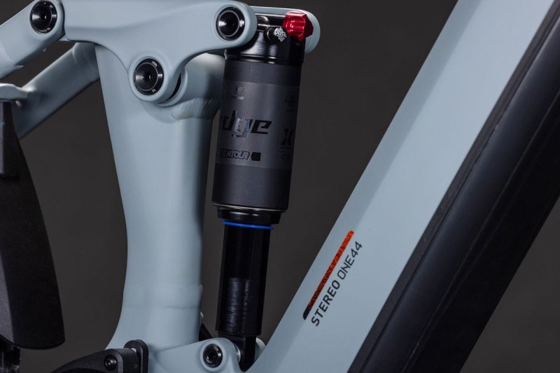 Rower elektryczny Cube Stereo Hybrid ONE44 Pro vulcan´n´orange 202