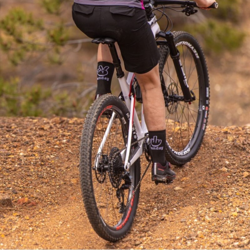 Skarpety rowerowe NORTHWAVE Sunday Monday black