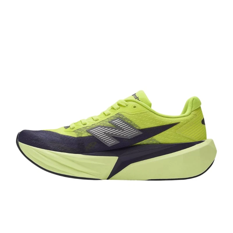 Buty biegowe damskie New Balance FuelCell Rebel v5 green