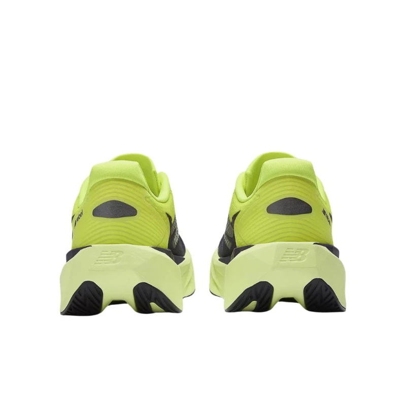 Buty biegowe damskie New Balance FuelCell Rebel v5 green